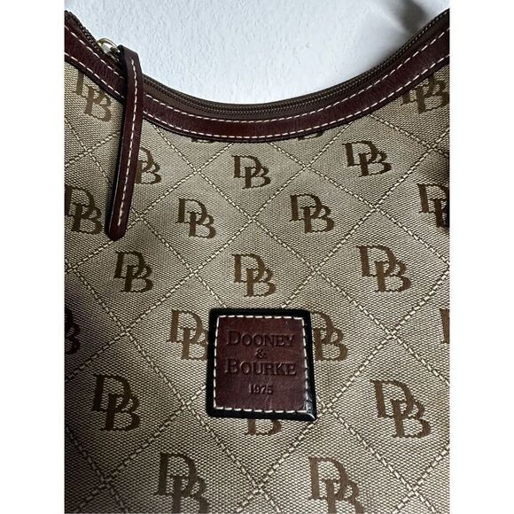 DOONEY & BOURKE SIGNATURE MONOGRAM BLACK GREY EAST/WEST SLOUCH SATCHEL BAG - Picture 2 of 16